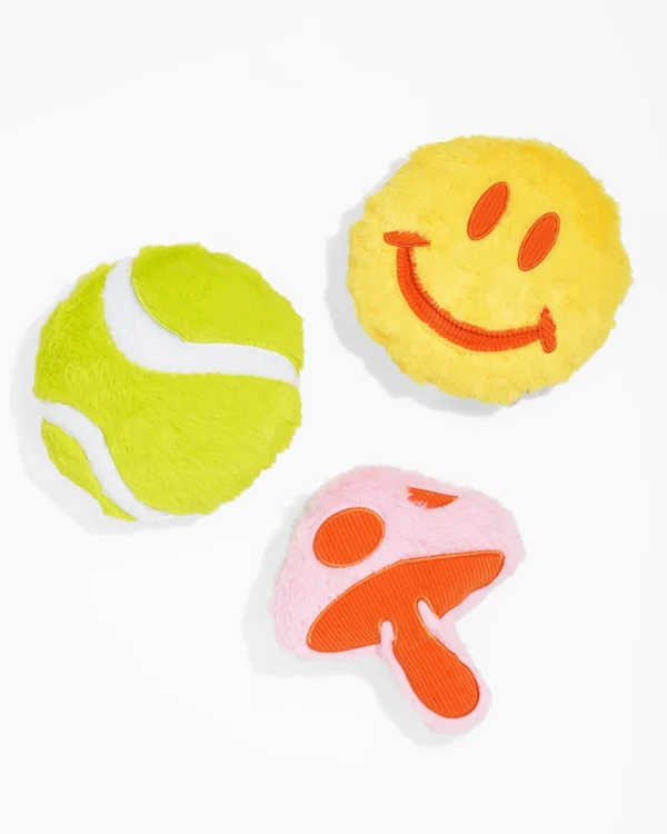 WO_PlayfulPlushKit_PDP_01 Playful Plush Kit